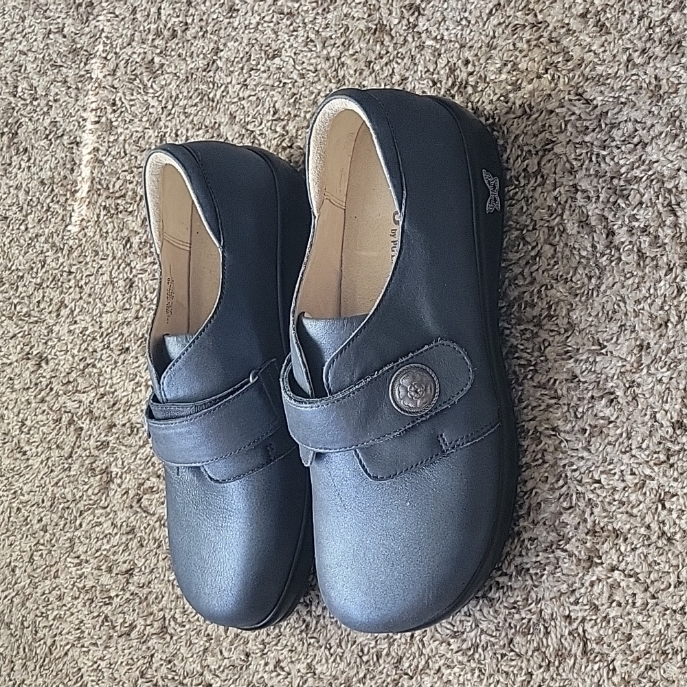 Alegria Joleen Navy Blue Slip-On Shoes EU 40 US 9 NIB